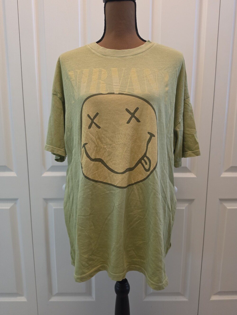 American Eagle Nirvana Oversized Band Tee Green M